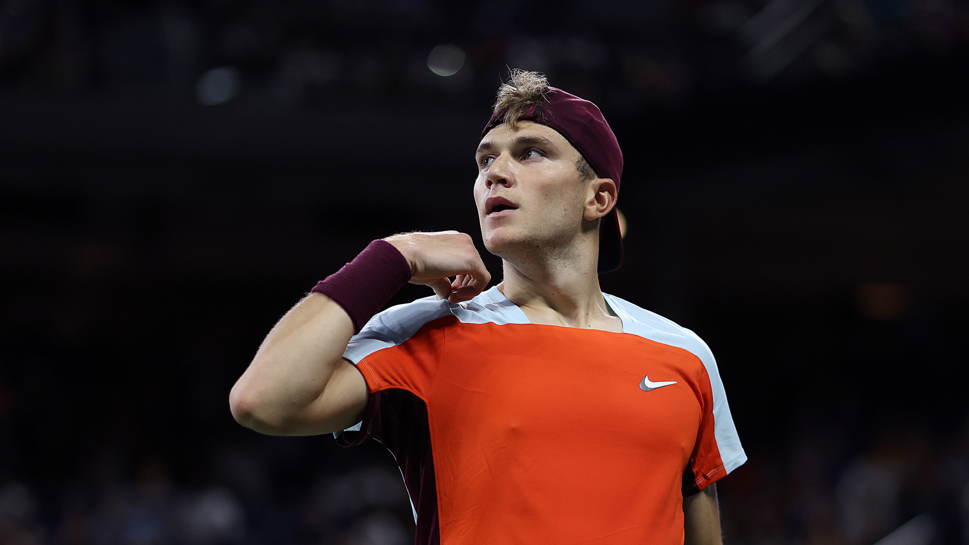 Лоренцо сонего. Синнер дрейпер юс опен. Синнер - алькарас. Джек дрейпер упал в обморок. Синнер дрейпер юс опен.