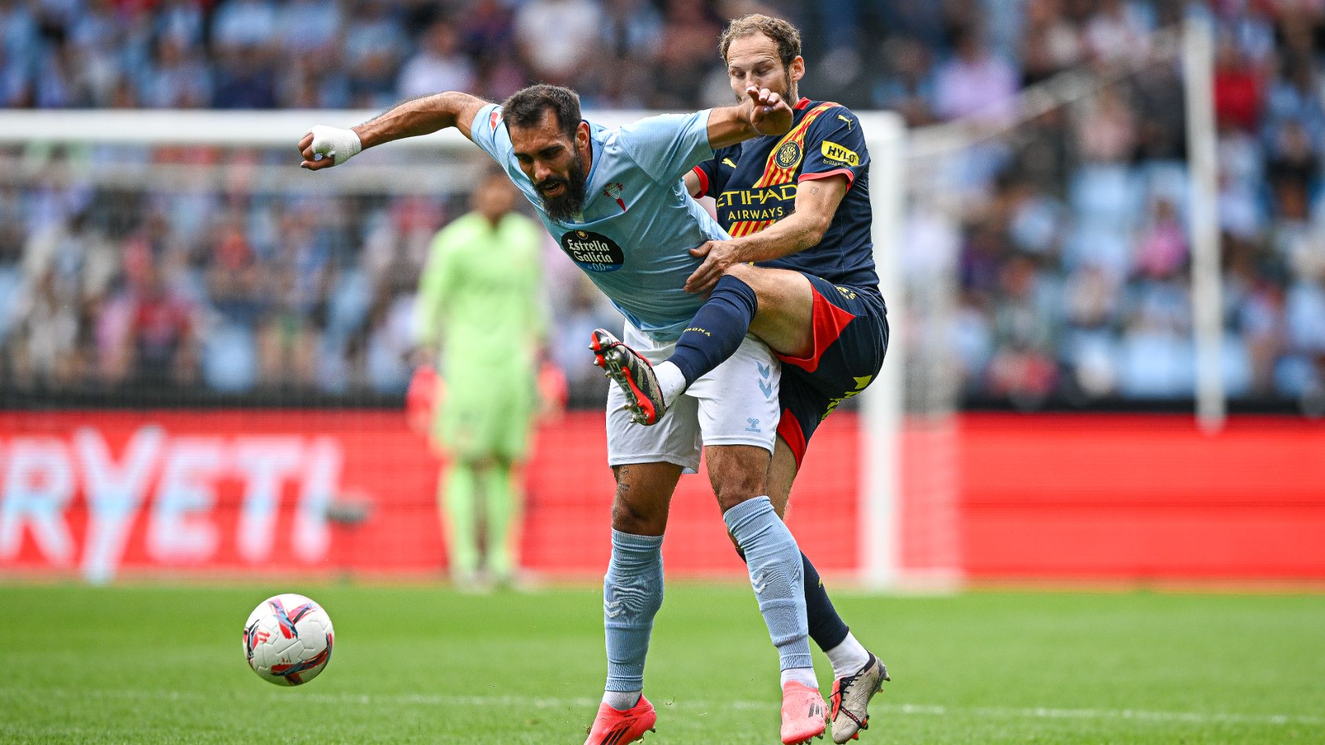 Michel concerned by Girona injuries as Romeu and Blind limp off against Celta Michel concerned by Girona injuries as Romeu and Blind limp off against Celta